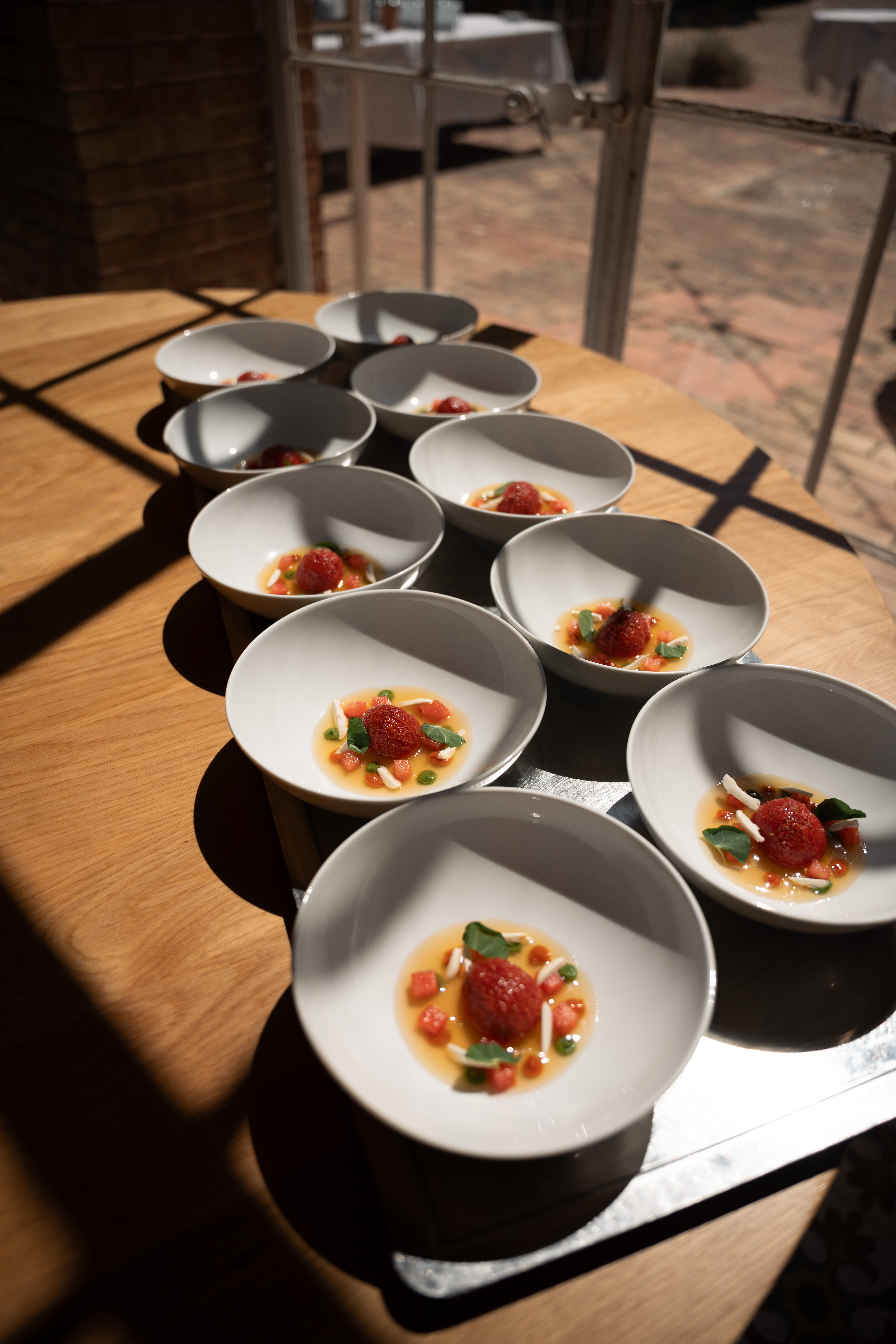 plat dressé d'un chef étoilé, photographié au Relais de la Madeleine, restaurant 1 étoile Michelin, en Provence